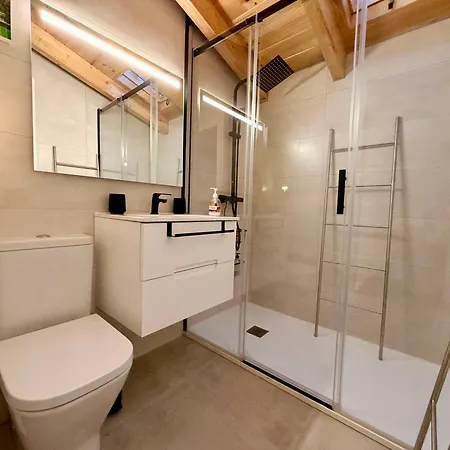 Housing Reina Y Santa Holiday home Leon